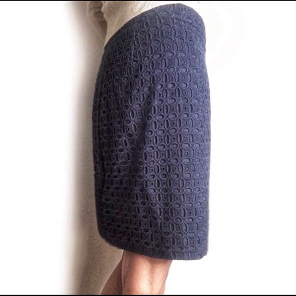 J. Crew Blue Eyelet Pencil Skirt Size 2 - Picture 6 of 6